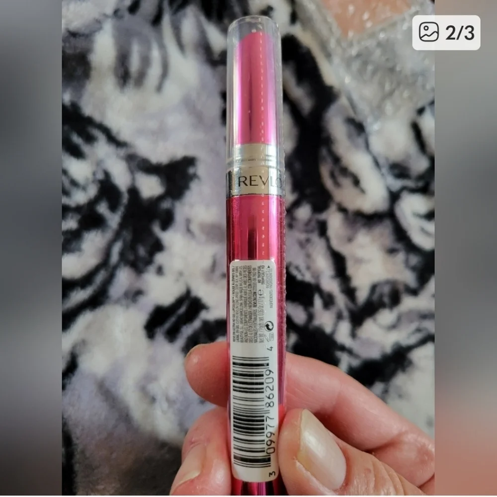Revlon lot of 5 make up products  Makeup, liquid liner ,3 lip gloss